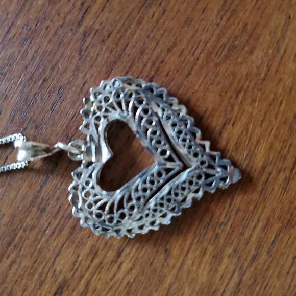 Heart Pendant with Chain - Picture 3 of 5
